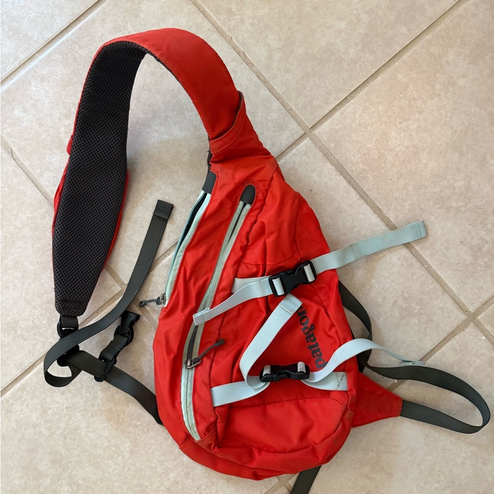 Patagonia Atom Sling 8L